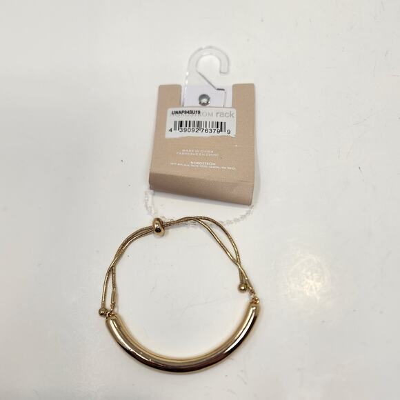 14th and Union Curved Bar Slider Bracelet Gold Tone Layering Adjustable Minimal - Picture 4 of 4